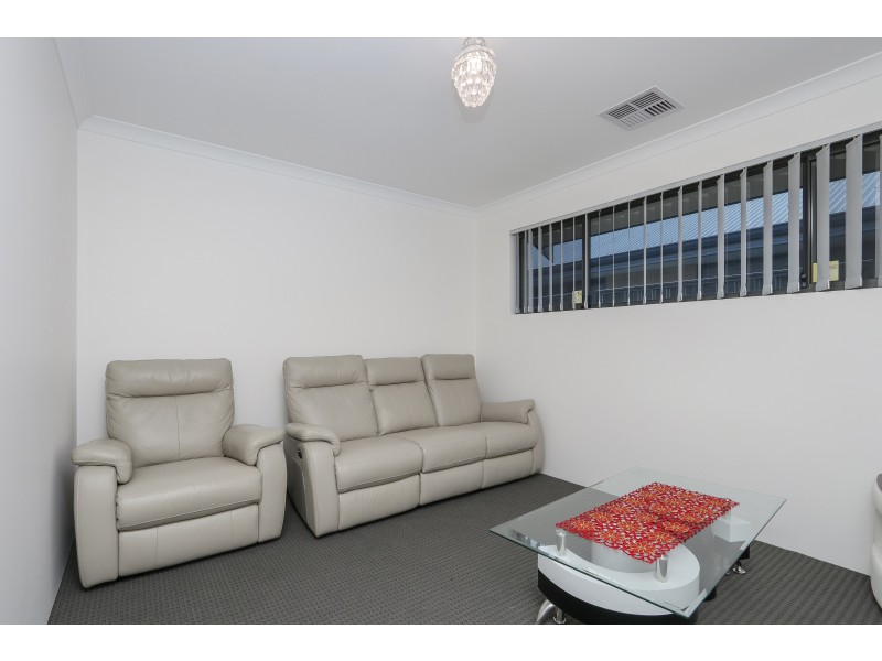 67 Lomond Way, Seville Grove WA 6112