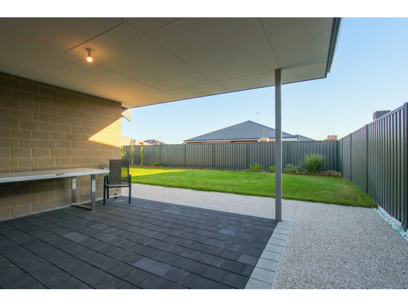 67 Lomond Way, Seville Grove WA 6112