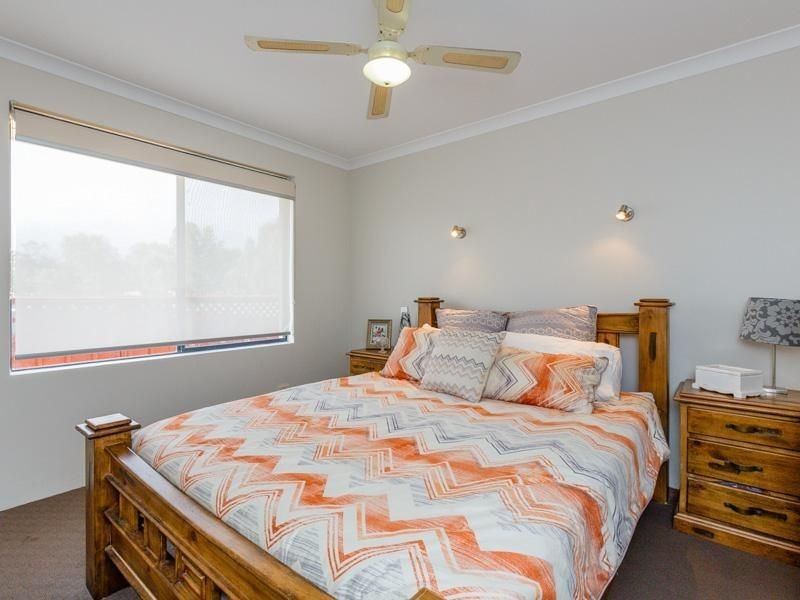 90 Poad Street, Champion Lakes WA 6111