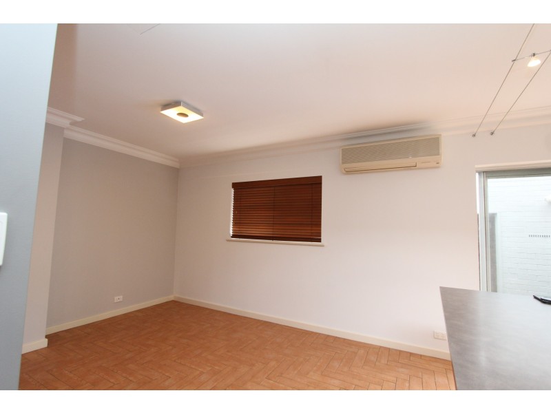 43 Scribbly Gum Square, Willetton WA 6155