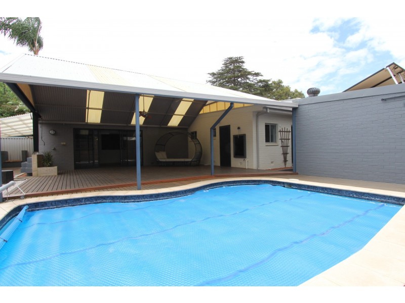 43 Scribbly Gum Square, Willetton WA 6155
