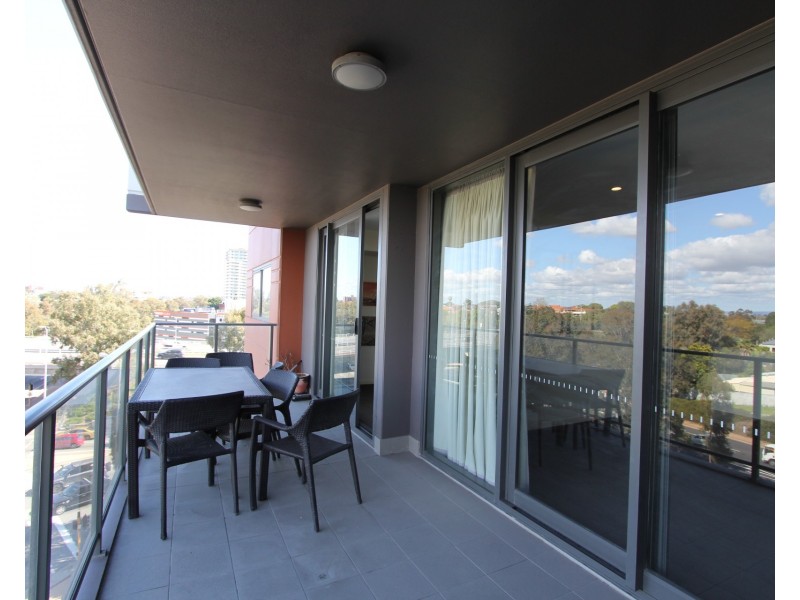 3/92 Homelea Court, Rivervale WA 6103