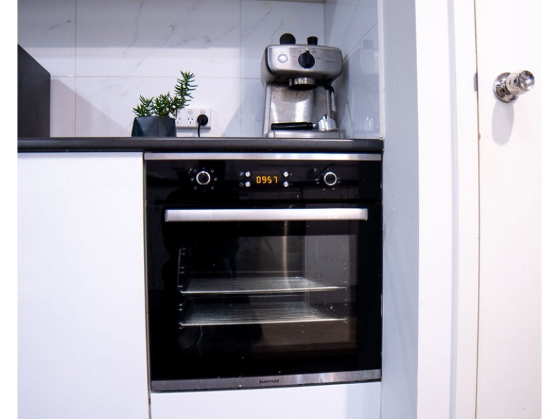 12 Sovereign Place, Forrestfield WA 6058