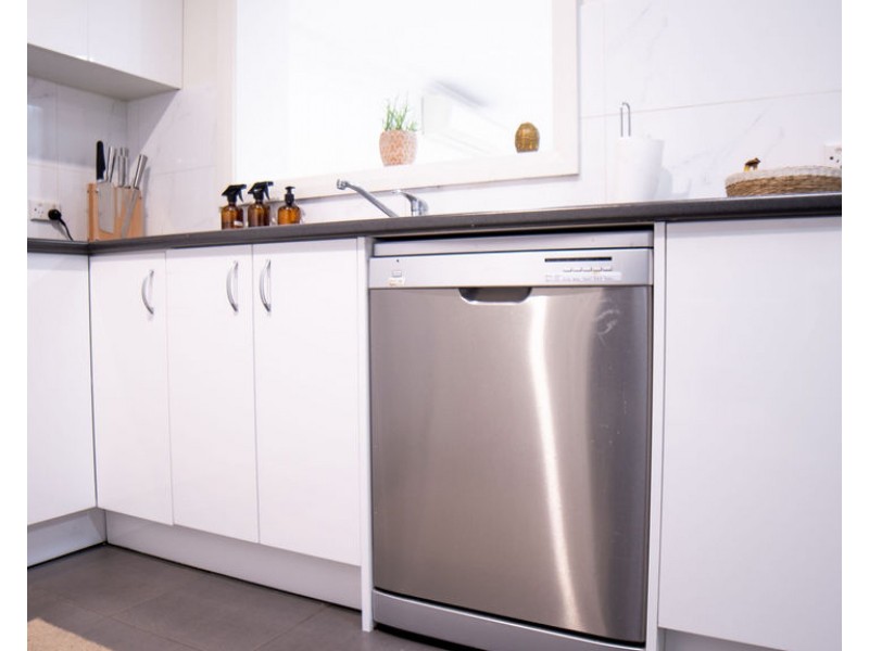 12 Sovereign Place, Forrestfield WA 6058