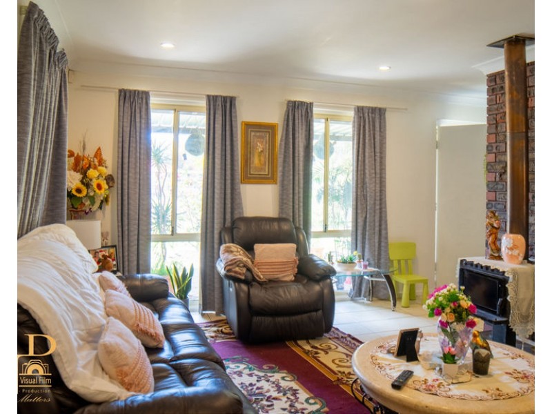 5 Claunelle Road, Armadale WA 6112