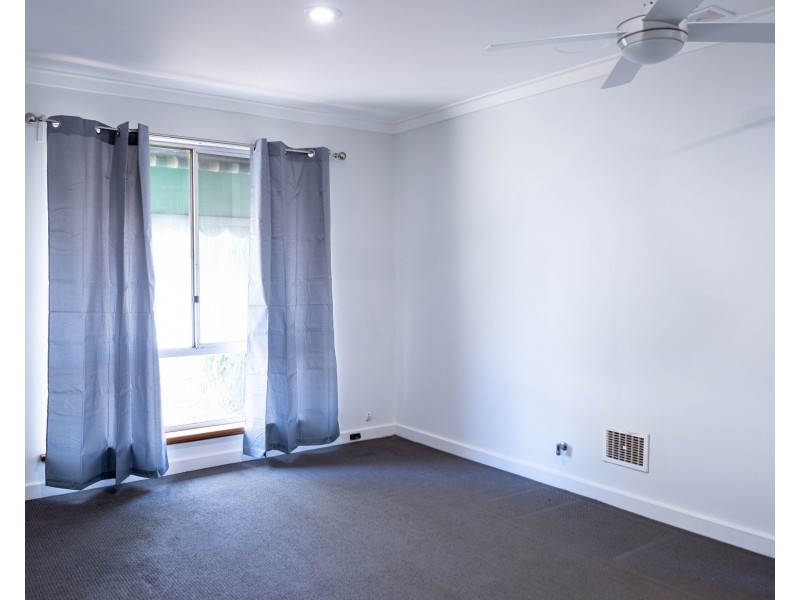 18 Rigden Street, Armadale WA 6112