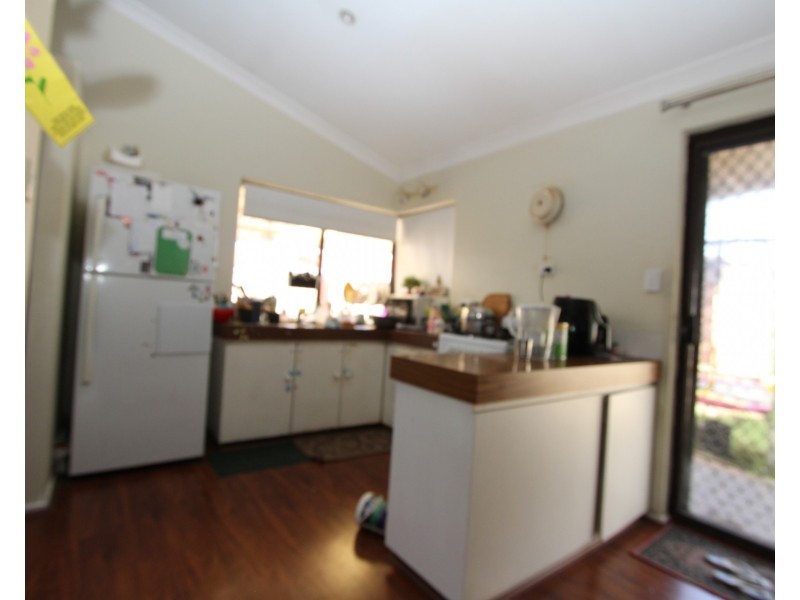 9 Edgeware Street, Lynwood WA 6147