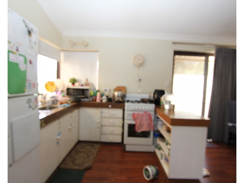 9 Edgeware Street, Lynwood WA 6147