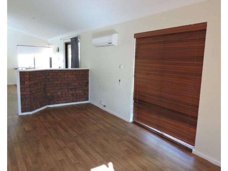 9 Edgeware Street, Lynwood WA 6147