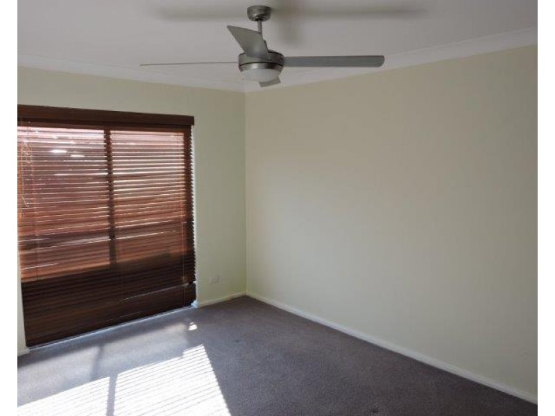 9 Edgeware Street, Lynwood WA 6147