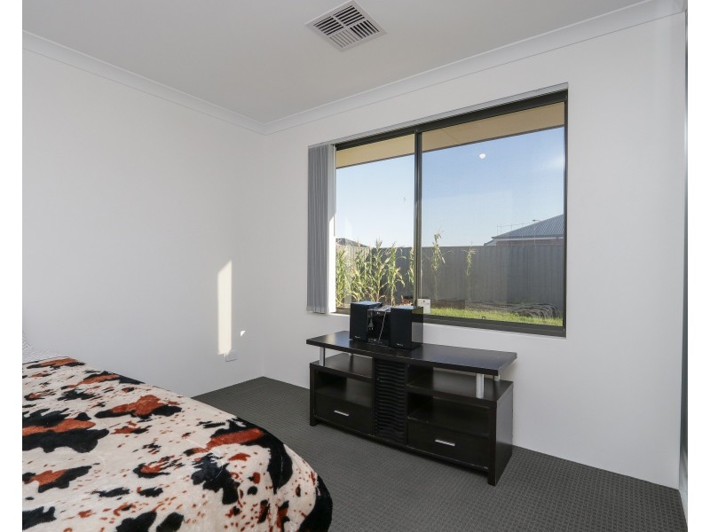 67 Lomond Way, Seville Grove WA 6112