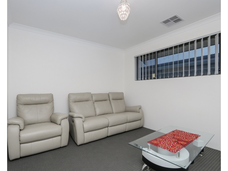 67 Lomond Way, Seville Grove WA 6112