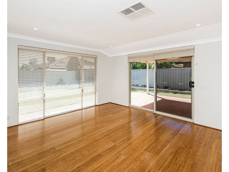 10 Inveraray Close, Canning Vale WA 6155