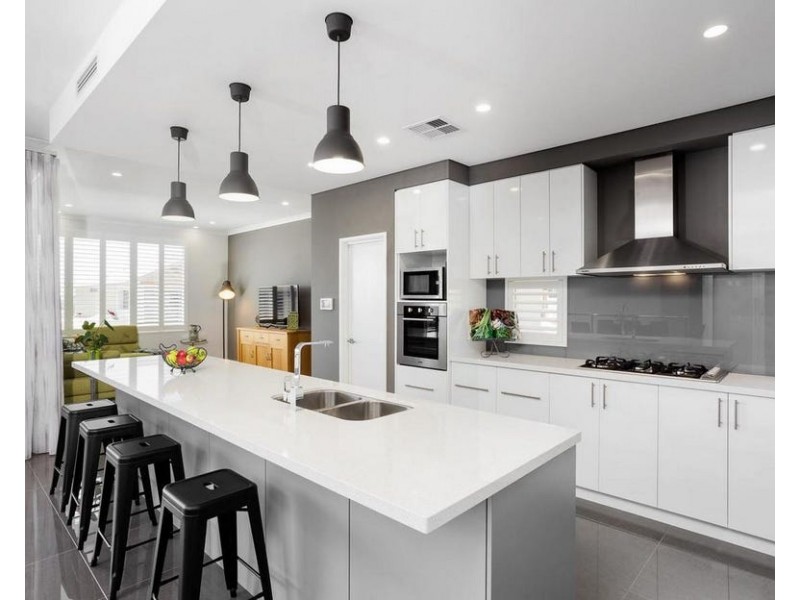 2/35 Burrendah Boulevard, Willetton WA 6155