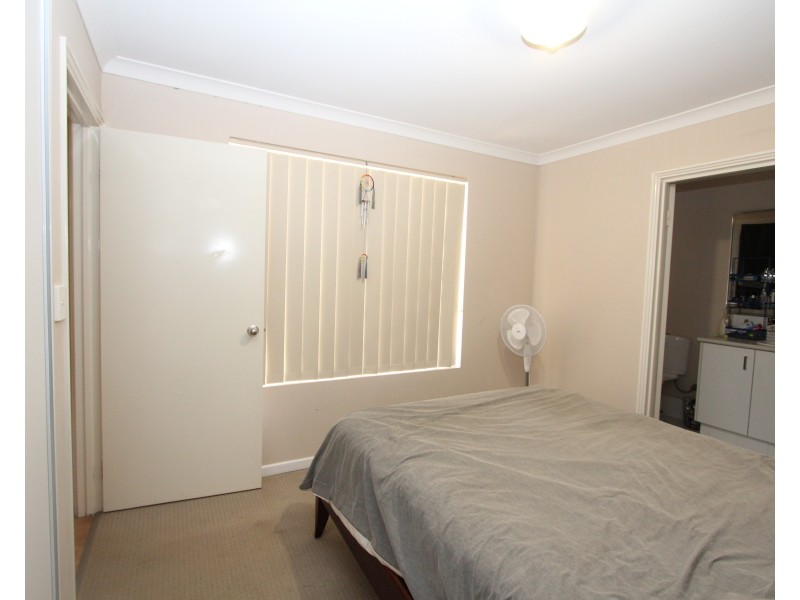 1,2,3 &4/367  Railway Avenue, Armadale WA 6112
