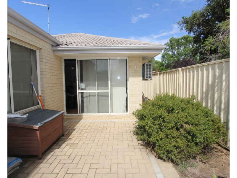 1,2,3 &4/367  Railway Avenue, Armadale WA 6112