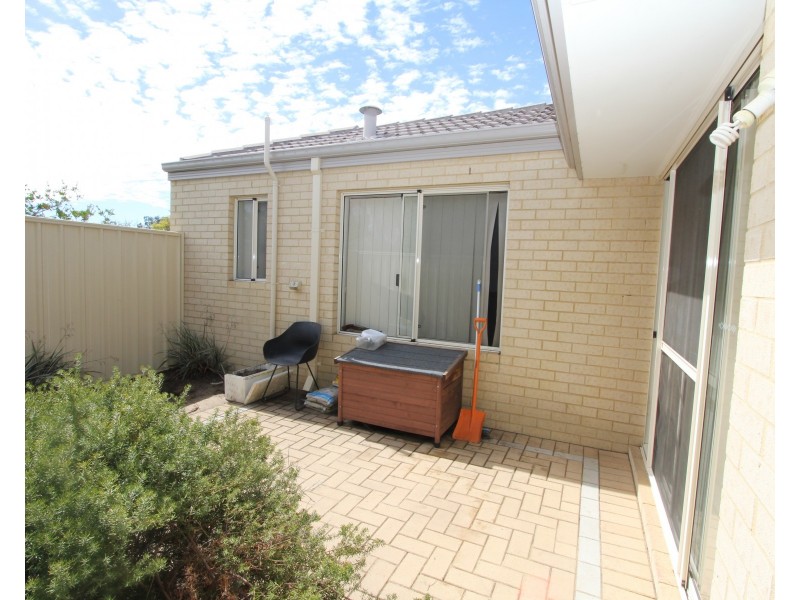1,2,3 &4/367  Railway Avenue, Armadale WA 6112
