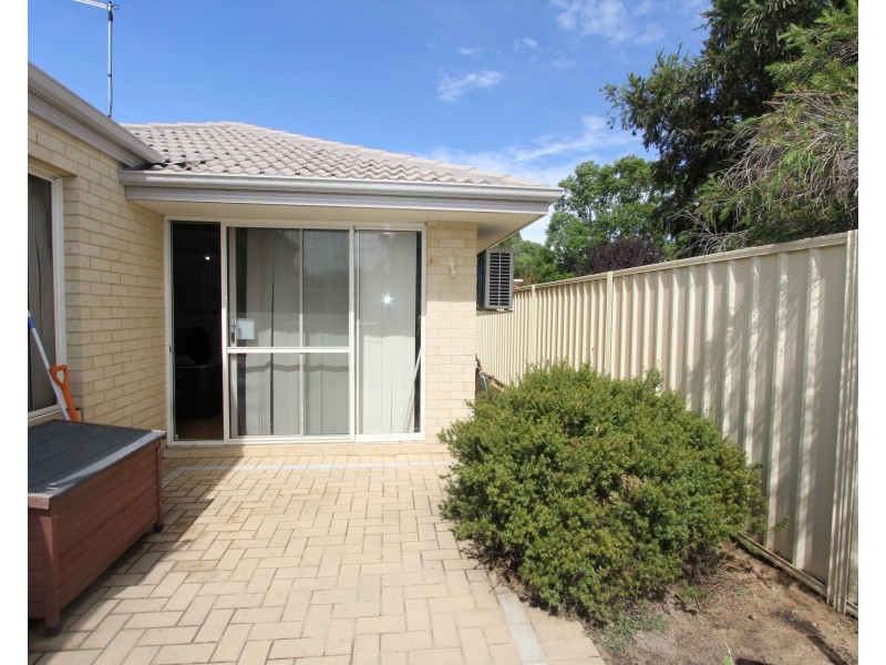 1,2,3 &4/367  Railway Avenue, Armadale WA 6112