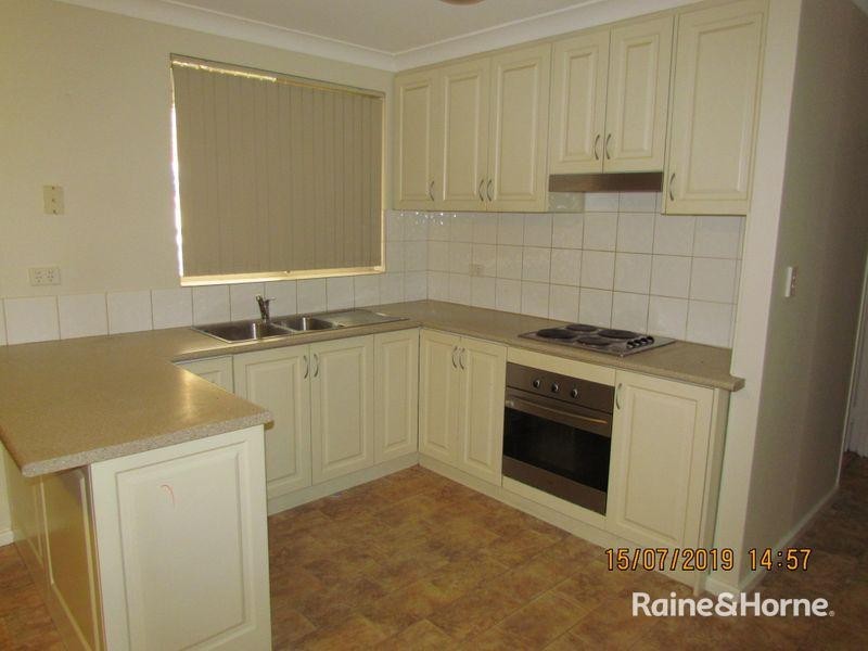 30 Mataitai Loop, Cooloongup WA 6168