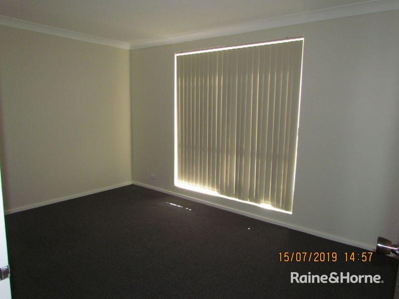 30 Mataitai Loop, Cooloongup WA 6168