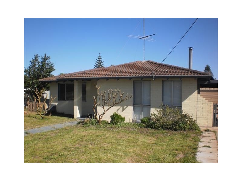 4 Pinedale Way, Safety Bay WA 6169