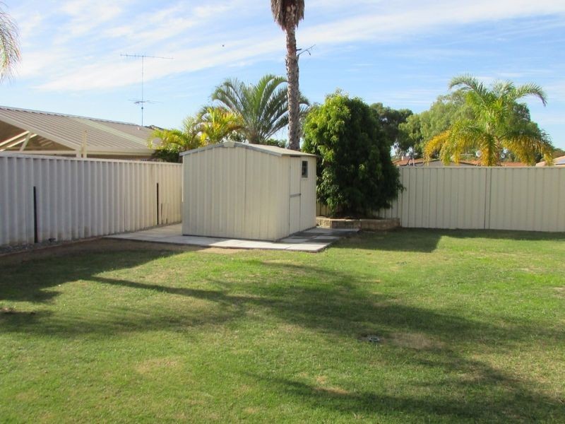 50 Cuthbertson Drive, Cooloongup WA 6168