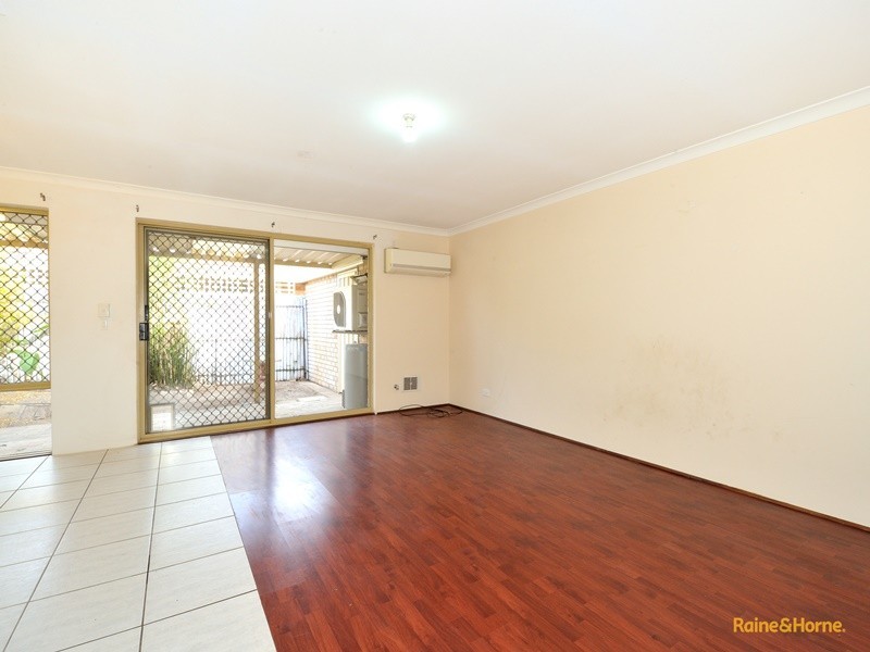 21/10 Hawkin Street, Rockingham WA 6168