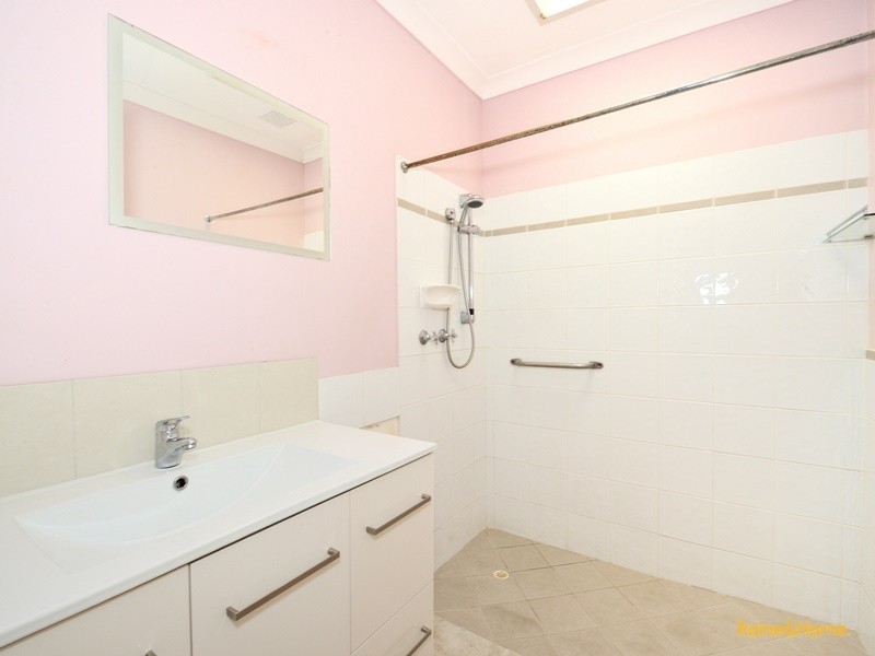 21/10 Hawkin Street, Rockingham WA 6168