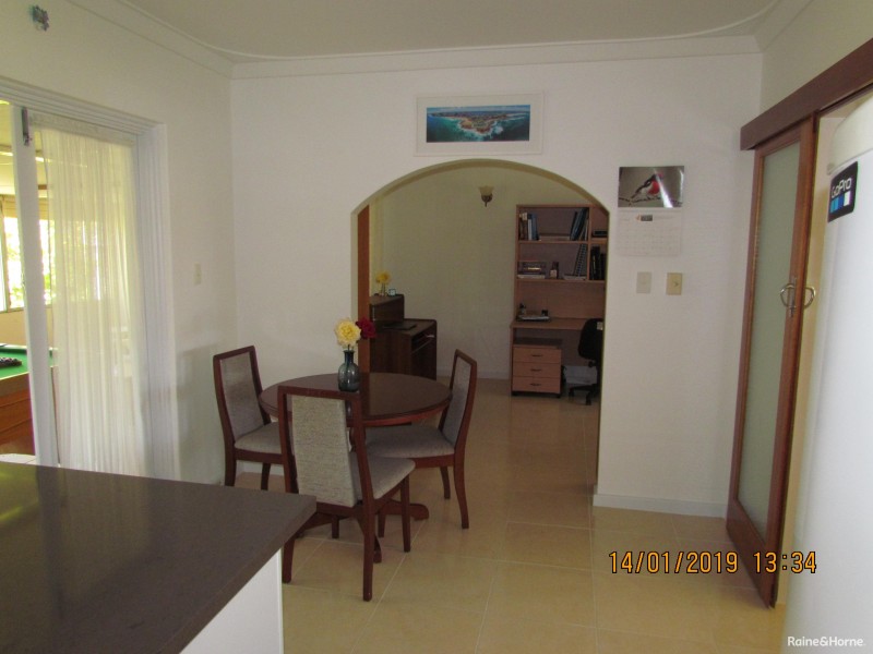 4 Bayshore Place, Safety Bay WA 6169