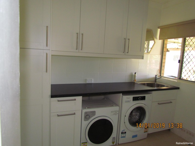 4 Bayshore Place, Safety Bay WA 6169