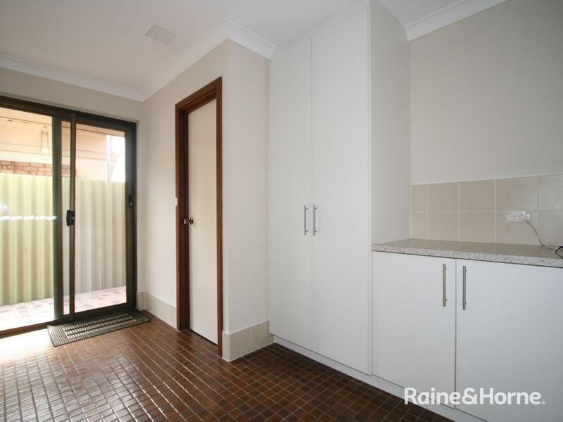 21 Trade Winds Drive, Safety Bay WA 6169