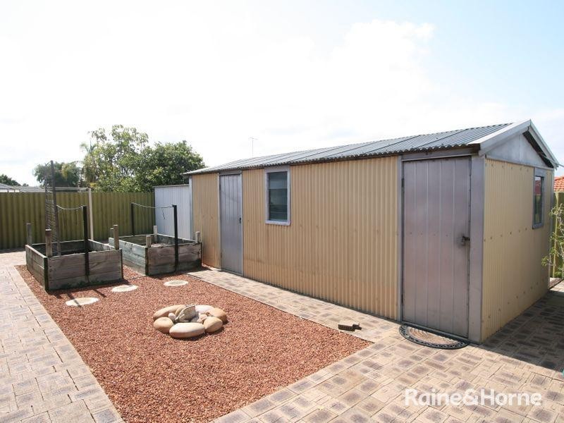 21 Trade Winds Drive, Safety Bay WA 6169