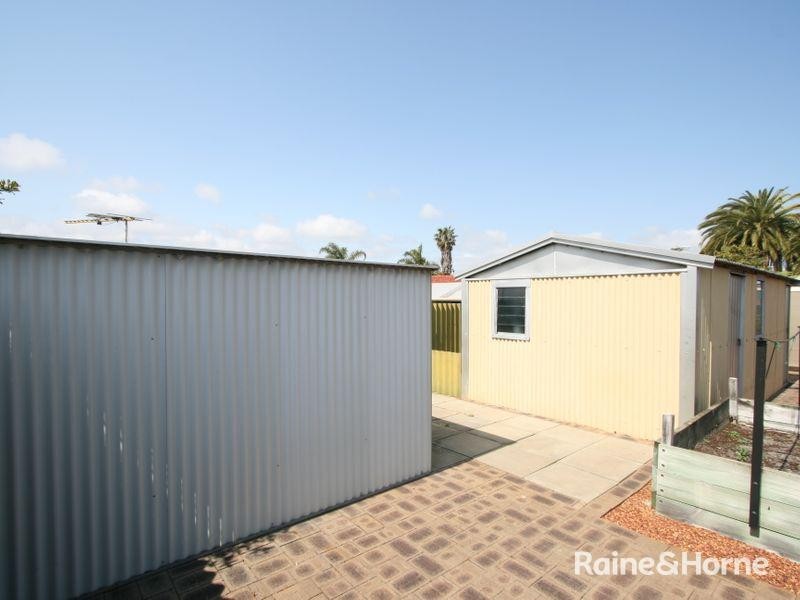 21 Trade Winds Drive, Safety Bay WA 6169