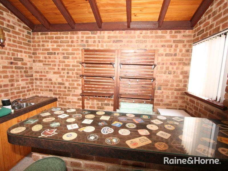 21 Trade Winds Drive, Safety Bay WA 6169