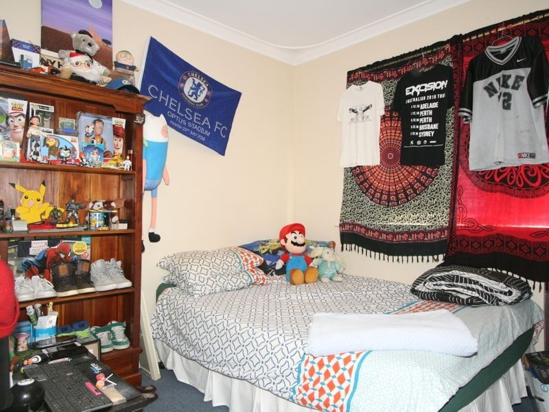 124 Fendam Street, Warnbro WA 6169