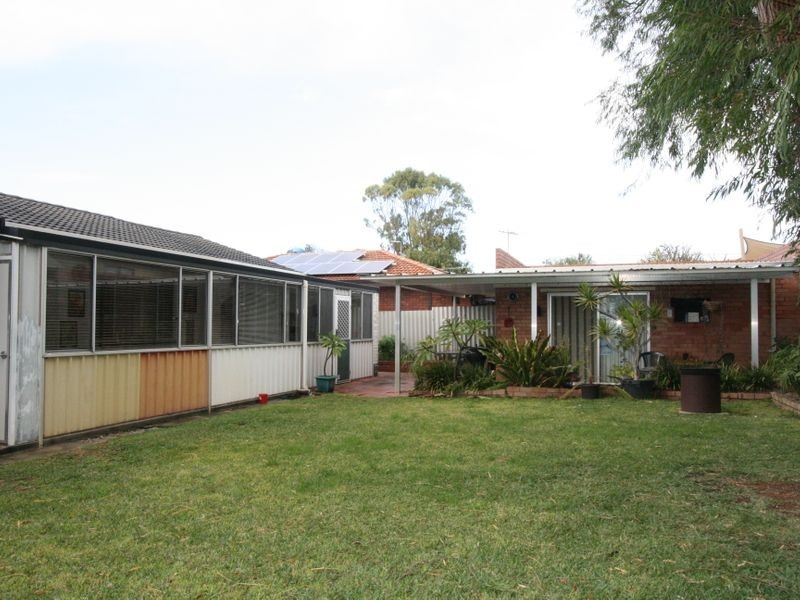 124 Fendam Street, Warnbro WA 6169