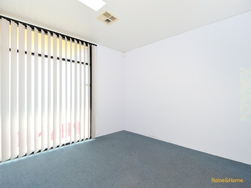 3/5 Goddard Street, Rockingham WA 6168