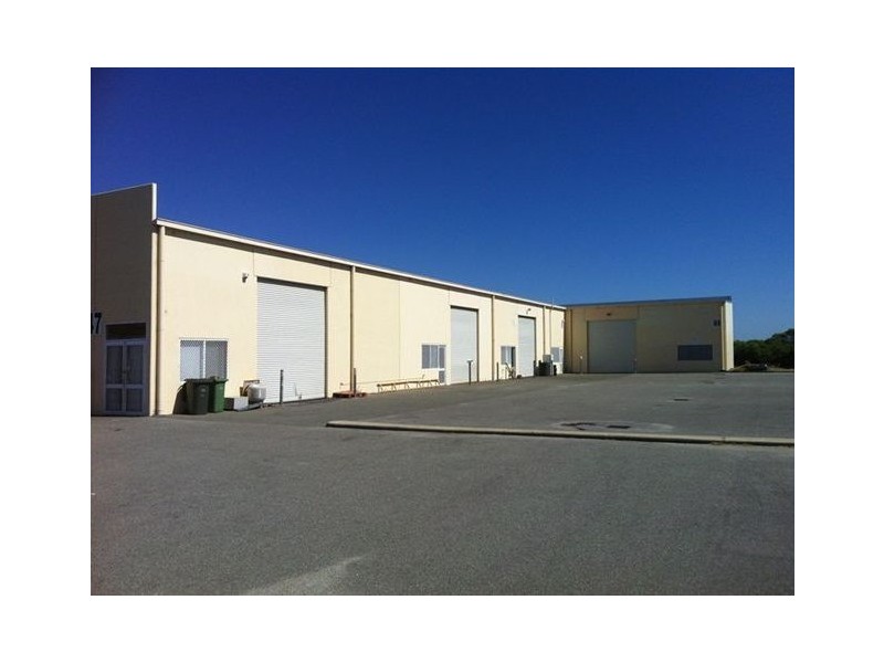 4/47 Crompton Rd, Rockingham WA 6168