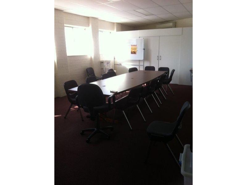 4/1 Kent Street, Rockingham WA 6168