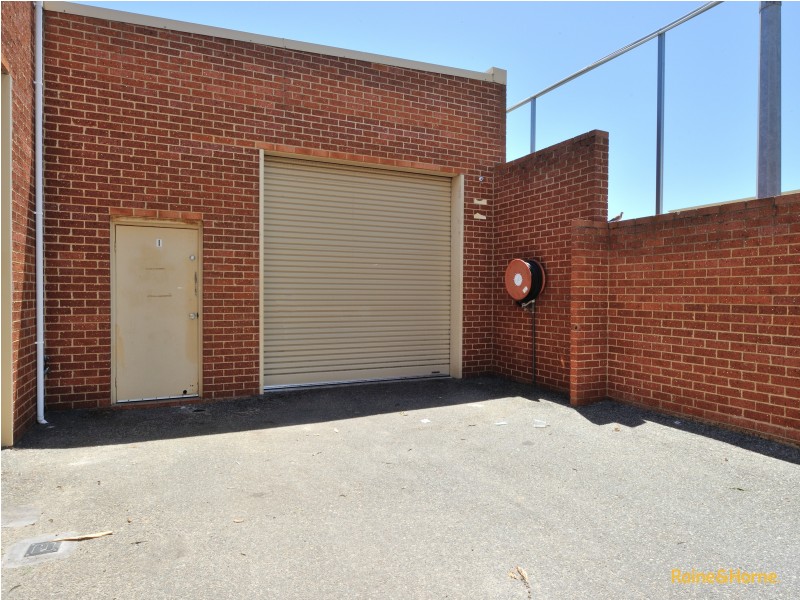 1 & 2/5 Leach Crescent, Rockingham WA 6168