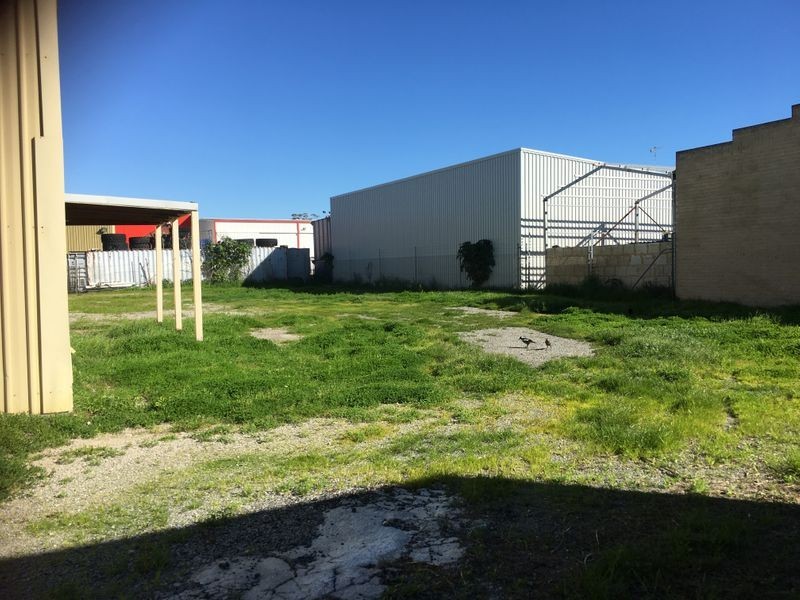 4 Savery Way, Rockingham WA 6168