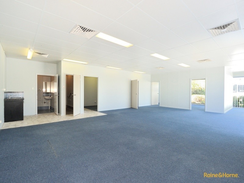 6/7 Cessnock Way, Rockingham WA 6168