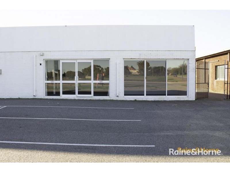 2 & 7/57 Dixon Road, Rockingham WA 6168
