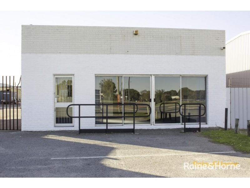 2 & 7/57 Dixon Road, Rockingham WA 6168