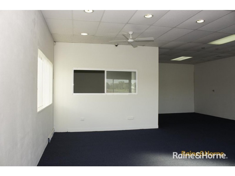 2 & 7/57 Dixon Road, Rockingham WA 6168