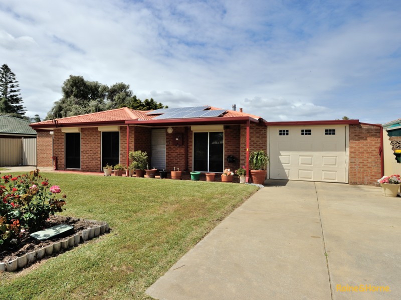 17 Wyola Street, Cooloongup WA 6168