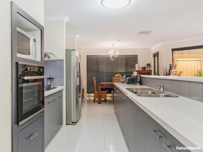 66 Pamplona Boulevard, Port Kennedy WA 6172