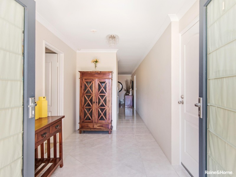 66 Pamplona Boulevard, Port Kennedy WA 6172