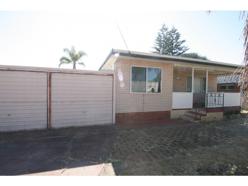 25 McCormick Street, Warnbro WA 6169