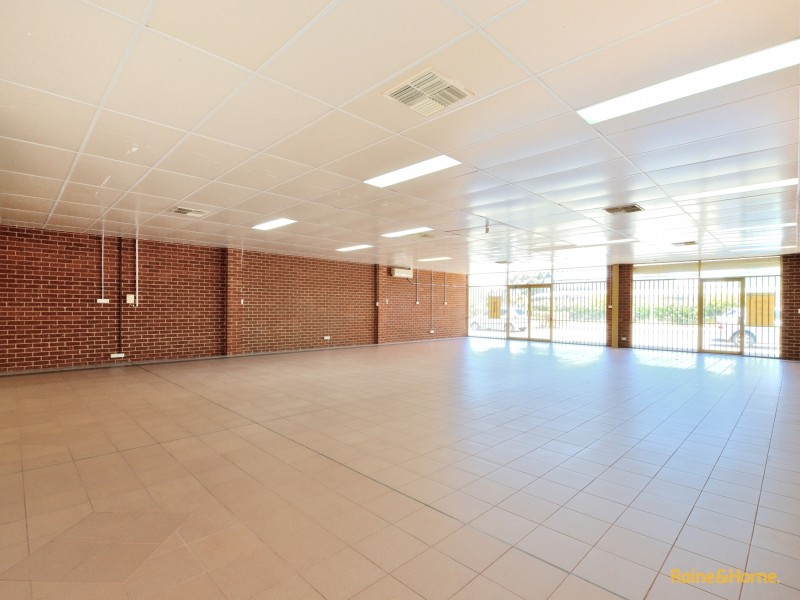 1/5 Leach Crescent, Rockingham WA 6168